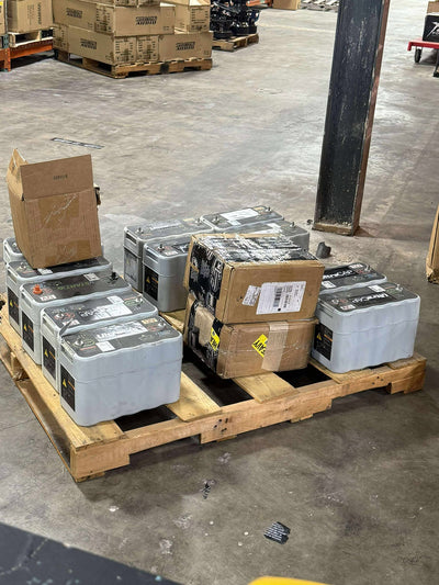 (C-STOCK) IOXUS UC31 Ultra Capacitor SHIPPING DAMAGE TO CASE